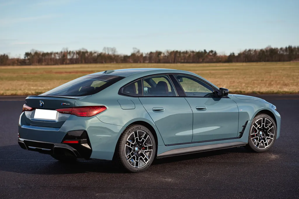 BMW i4 M50
