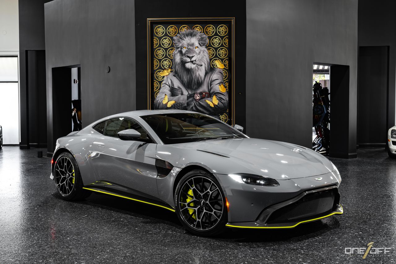 Aston Martin V8 Vantage sports car