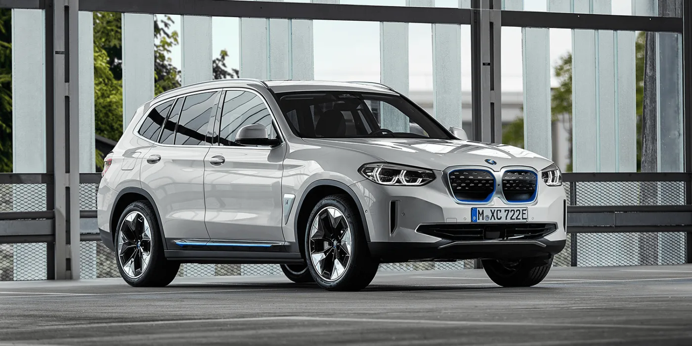 BMW iX3